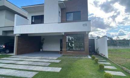 Casa com 3 dormitórios à venda, 202 m² por R$ 870.000,00 - Condomínio Vale dos Cristais - Taubaté/SP