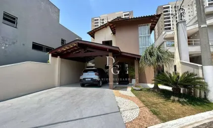 Sobrado com 3 dormitórios à venda, 240 m² por R$ 1.280.000 - Condomínio Marajoara - Taubaté/SP