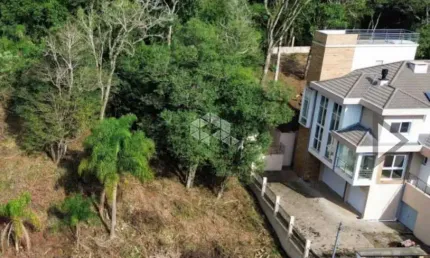 TERRENO DE ESQUINA COM VISTA NO BAIRRO BAVÀRIA  PRONTO PARA CONSTRUIR