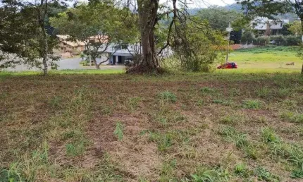 Excelente topografia ,possui 1000 metros quadrados em Recanto Santa Barbara - Jambeiro - SP