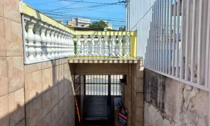 Casa com 2 dormitórios à venda, 292 m² por R$ 950.000,00 - Vila Emílio - Mauá/SP