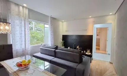 Apartamento com 2 dormitórios à venda, 62 m² por R$ 300.000,00 - Parque São Vicente - Mauá/SP