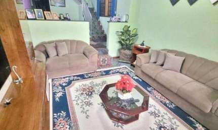 Sobrado com 4 dormitórios à venda, 241 m²  Jardim Guapituba - Mauá/SP