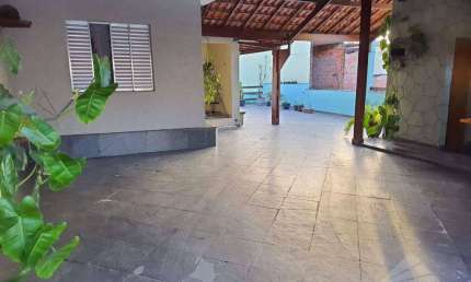 Casa com 3 dormitórios à venda, 223 m² por R$ 450.000,00 - Jardim Zaira - Mauá/SP