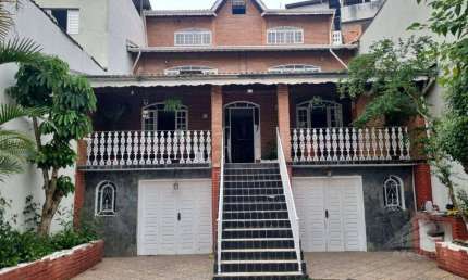 Sobrado com 3 dormitórios à venda, 350 m² por R$ 1.300.000,00 - Matriz - Mauá/SP