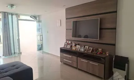 Casa com 3 dormitórios à venda, 241 m² por R$ 750.000,00 - Parque das Américas - Mauá/SP