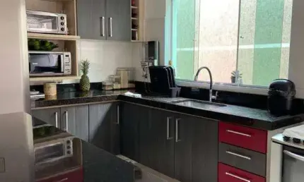 Sobrado com 2 dormitórios à venda, 150 m² por R$ 575.000,00 - Vila Nossa Senhora das Vitórias - Mauá/SP