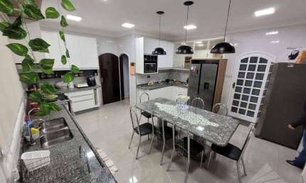 Casa com 3 dormitórios à venda, 400 m² por R$ 2.000.000,00 - Estância Noblesse - Ribeirão Pires/SP