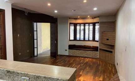 Sobrado com 2 dormitórios à venda, 141 m² por R$ 564.000,00 - Jardim Guapituba - Mauá/SP