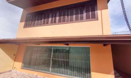 Sobrado com 4 dormitórios para alugar, 400 m²- Vila Bocaina - Mauá/SP