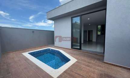 Condomínio Cyrela - Casa com piscina, área gourmet  e 3 suítes em Taubaté
