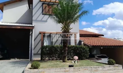 Condomínio Hípica Pinheiro - Casa Sobrado com 3 dorms, sendo um suíte - Taubaté - SP