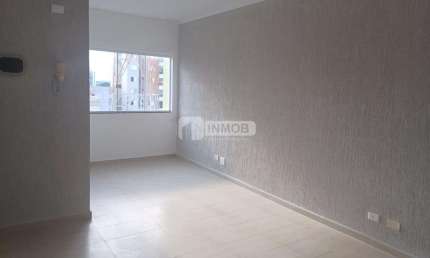 Sala Comercial à Venda e Locação na Esplanada Independência, Taubaté