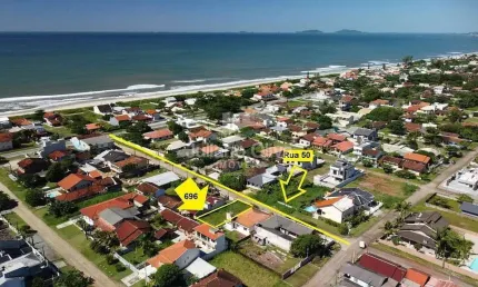Terreno à 300 metros da Praia na Barra do Saí - Itapoá/SC