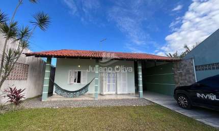 Casa com 2 Quartos a 250 Metros do Mar -Barra do Saí