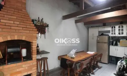 Sobrado com 3 dormitórios à venda, 160 m² por R$ 690.000,00 - Jardim América - São José dos Campos/SP