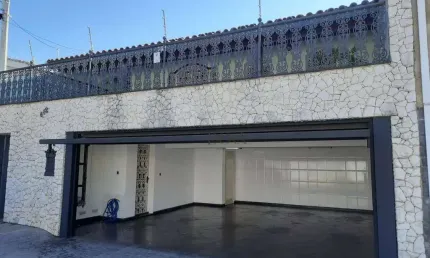 Casa com 3 dormitórios,2 suites à venda, 250 m² por R$ 720.000 - Vila Trujillo - Sorocaba/SP
