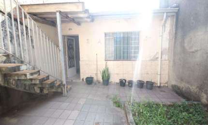 Imóvel Comercial para Venda em Carapicuíba, Centro, 2 dormitórios, 1 banheiro, 2 vagas