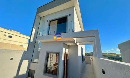 Casa nova no Condomínio Nova Jaguari - Santana de Parnaíba - SP