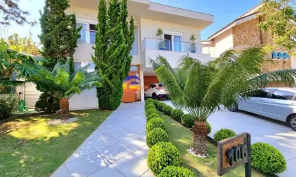 Casa de Alto Padrão a Venda na Aldeia da Serra, Barueri - SP