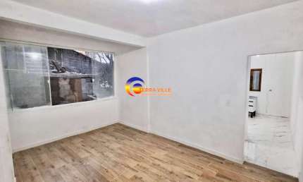 Casa para Locação em Santana de Parnaíba, Jardim São Luís, 1 dormitório, 1 banheiro