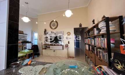 Casa e Salao Comercial de 2 quartos, 230m2 no bairro Jardim Santa Rosalia, em Sorocaba