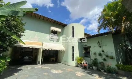 Casa com 3 quartos à venda na Rua Bento Manoel Ribeiro, 182, Vila São Caetano, Sorocaba