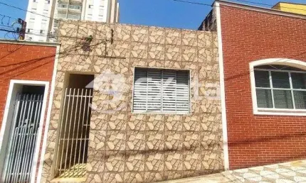Casa padrao com 2 dormitorios na Vila Leao, Sorocaba