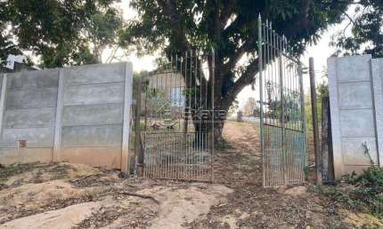 Chácara / sítio com 2 quartos à venda na Estrada Benedito Moreira Teixeira Cesar, 331, Jardim Colonial I, Araçoiaba da Serra, 70 m2 por R$ 280.000