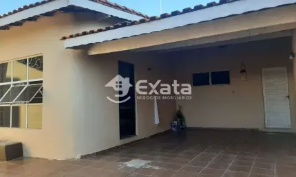 Casa a venda no Central Parque Sorocaba - 3 dormitorios, churrasqueira e garagem coberta!