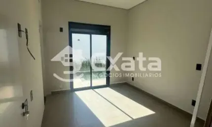 Casa dos Sonhos no Condominio Villagio Di Capri: Luxo, Conforto e Lazer!