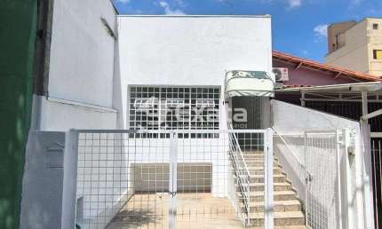 Casa comercial a venda e locacao no Centro de Sorocaba!