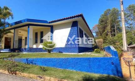 Linda casa em Condominio com area de lazer completa em Sorocaba