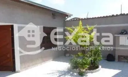 Linda casa a venda no bairro Wanel Ville em Sorocaba - 4 dormitorios e suite!