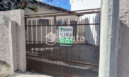 Casa para aluguel 2 dormitorios no Jardim Barcelona