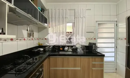 Casa com 2 quartos à venda na Rua Rosival Vassão de Oliveira, 371, Parque São Bento, Sorocaba