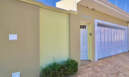 Casa com 3 quartos à venda na Avenida Monsenhor Ângelo Sampaio, 14669, Centro, Petrolina