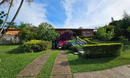 Casa com 3 dormitórios à venda, 356 m² por R$ 1.550.000,00 - Condomínio Ville de Chamonix - Itatiba/SP
