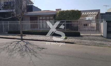 Linda Casa Rebouças Parolim com Terreno 1400m² ZR3 Vende