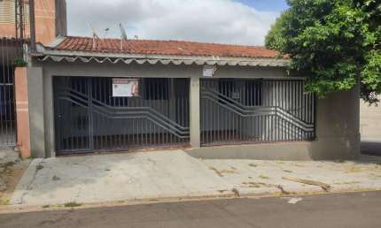 Casa para Venda em Presidente Prudente, Vila Santa Izabel, 3 dormitórios, 1 suíte, 2 banheiros, 1 vaga