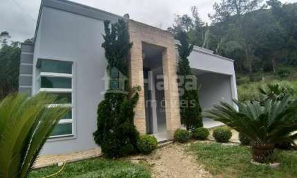 Casa à venda no bairro Lageado Baixo em Guabiruba/SC