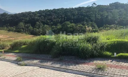 Terreno à venda em Aimoré, Guabiruba 