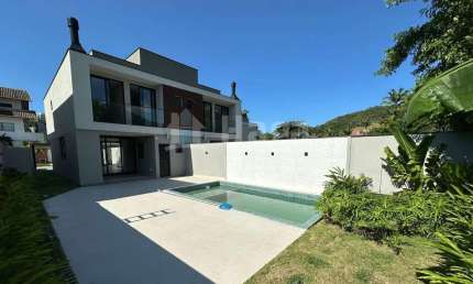 Casa com 3 quartos à venda na Vila Nova, Porto Belo 