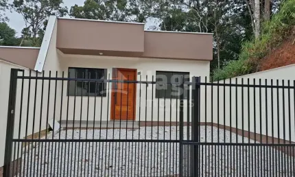 Casa geminada à venda no bairro águas claras em brusque/sc