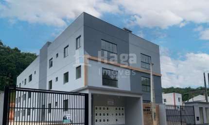 Apartamento studio à venda no bairro Bateas em Brusque/SC