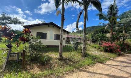 Chácara / sítio com 2 quartos à venda em Oliveira, Tijucas 