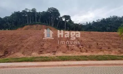 Terreno à venda no Bateas, Brusque 