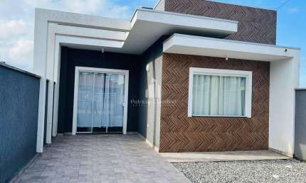 Casa com quintal Com 03 Dormitórios (sendo 01 suíte)  - Barra do Sai!
