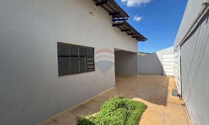 Casa com 3 quartos à venda no Santo Antônio, Anápolis 