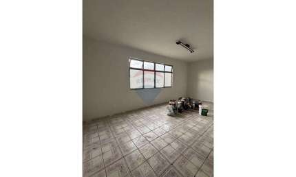 Apartamento com 4 quartos para alugar na Vila Santa Isabel, Anápolis 